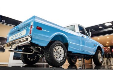 Gmc-1500-1969-Light-Blue-Black-43