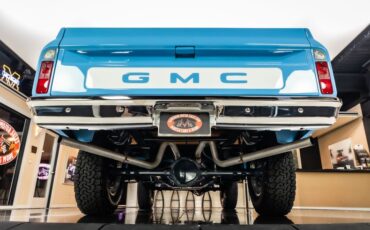 Gmc-1500-1969-Light-Blue-Black-44