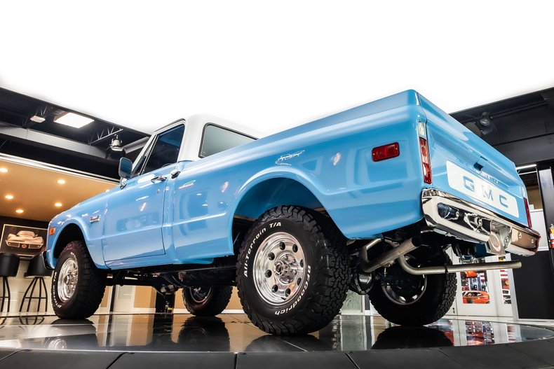 Gmc-1500-1969-Light-Blue-Black-45