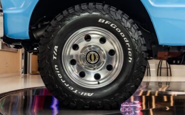 Gmc-1500-1969-Light-Blue-Black-46