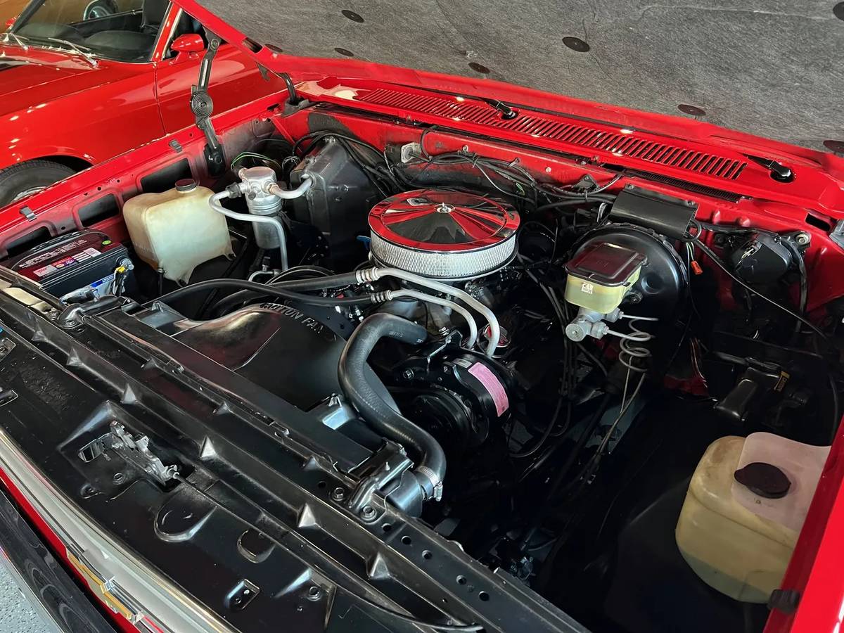 Gmc-1500-truck-1986-red-16