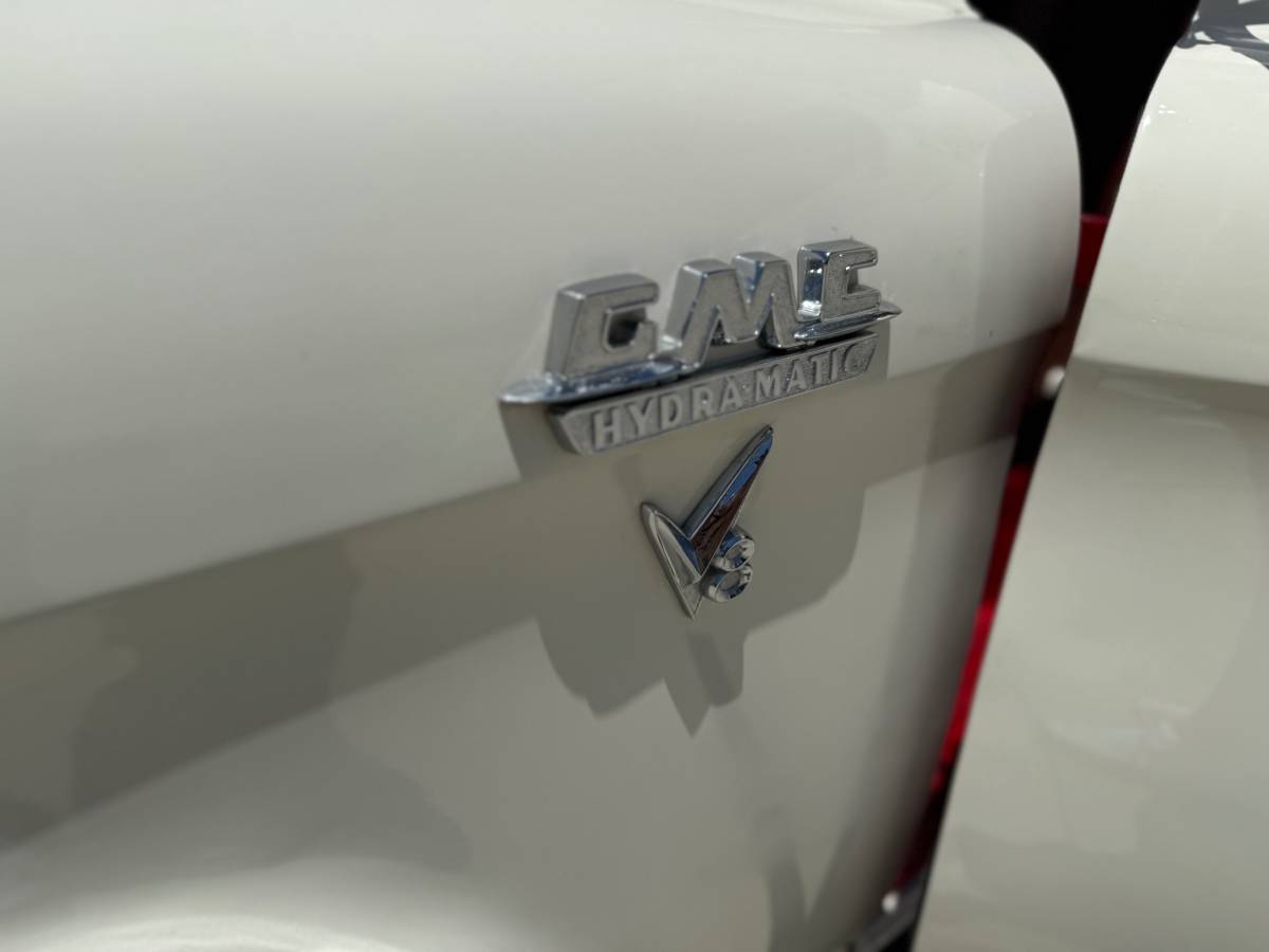 Gmc-1957-14