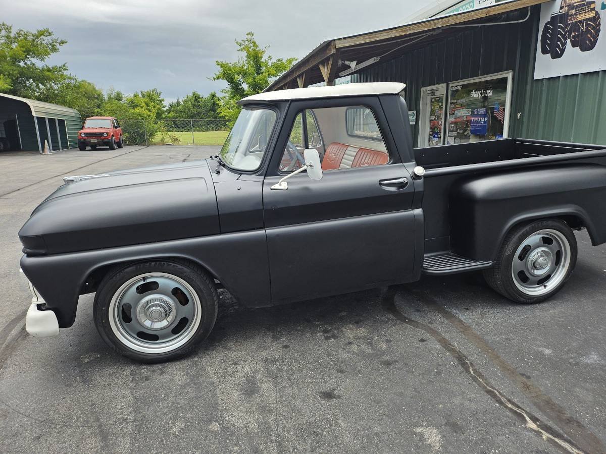 Gmc-1966-black-1