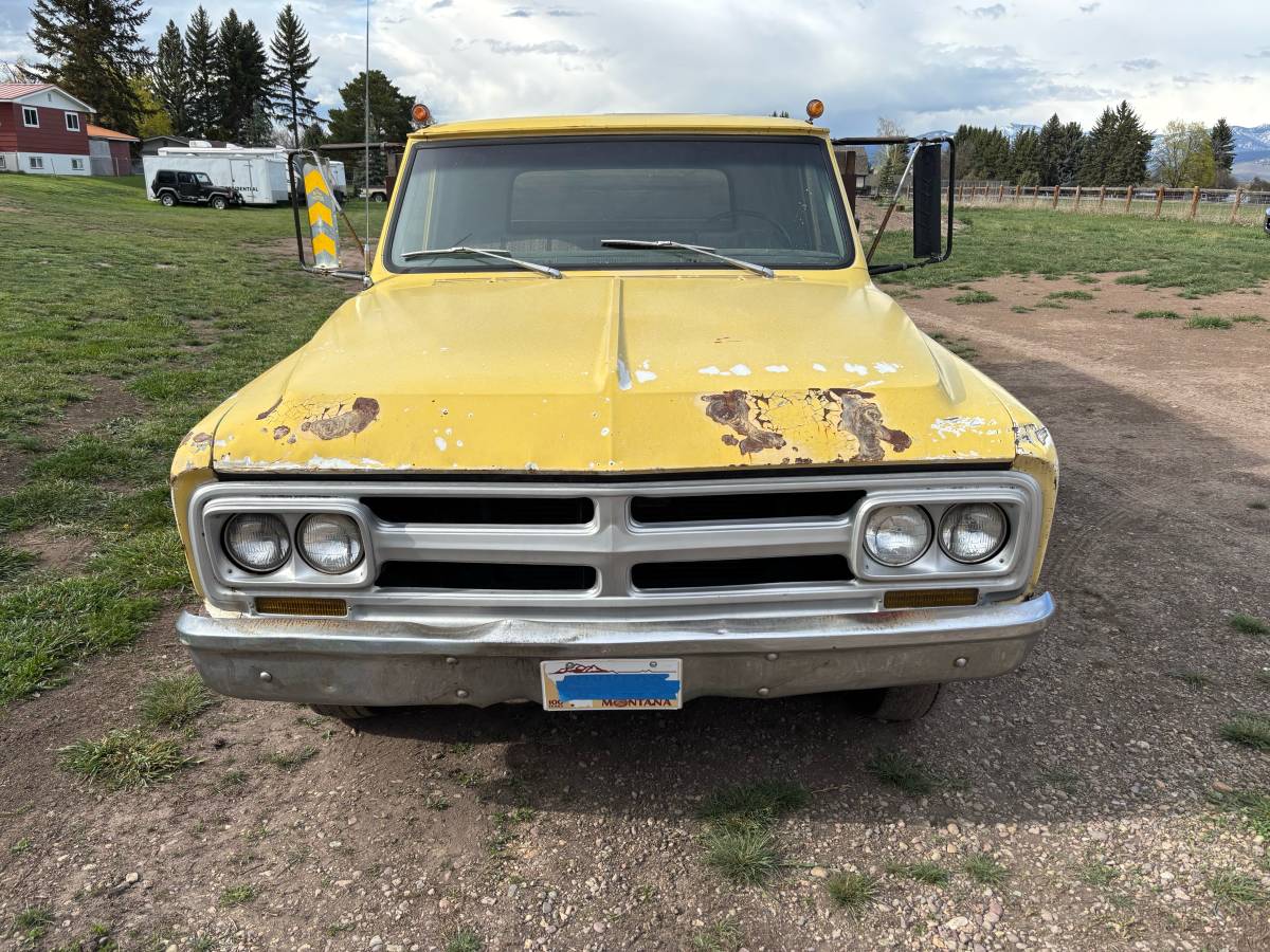 Gmc-1967-yellow-1