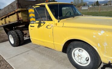 Gmc-1967-yellow-3