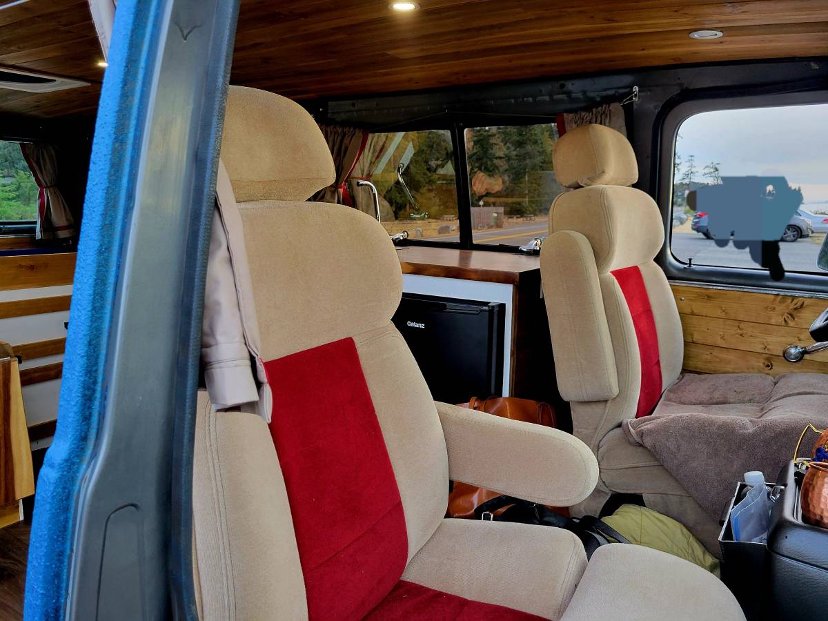 Gmc-1986-blue-16