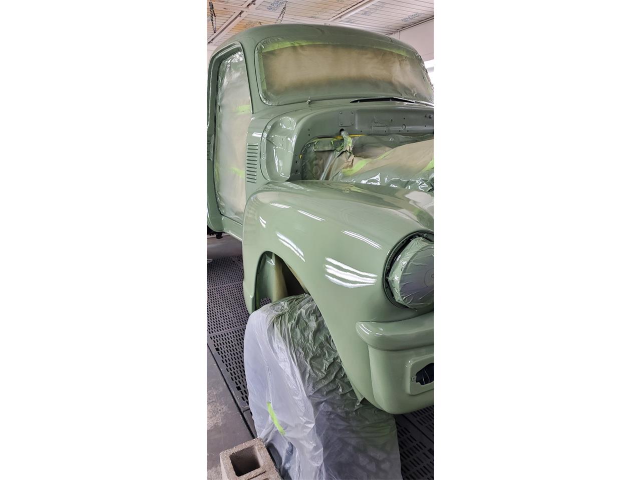 Gmc-2500-1954-Green-Black-and-tan-18