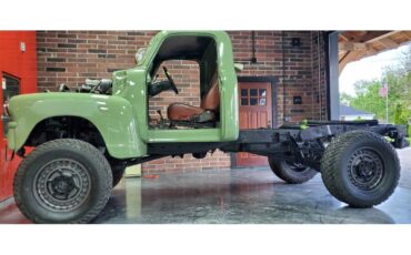 Gmc-2500-1954-Green-Black-and-tan-8