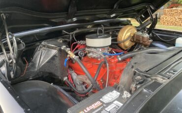 Gmc-2500-1970-Black-Firethorn-red-17