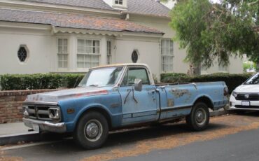 Gmc-2500-custom-camper-8-12-bed-1969-blue-2