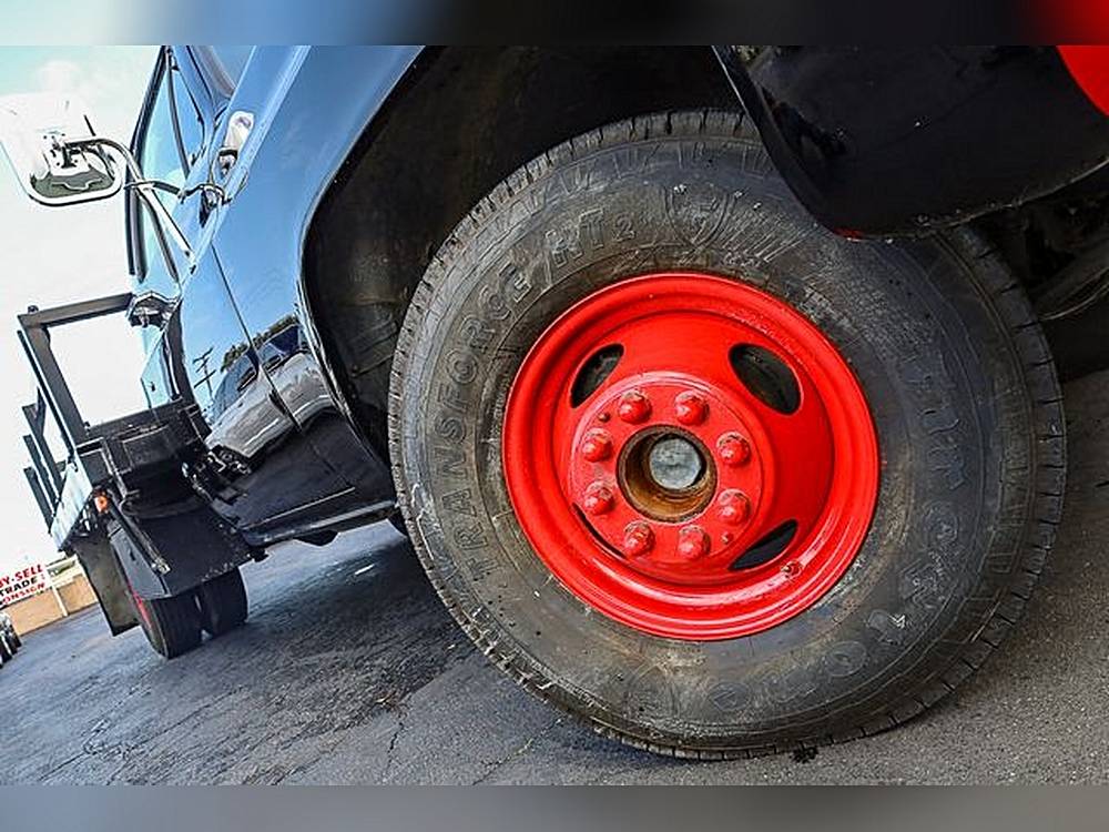 Gmc-3500-1976-black-1