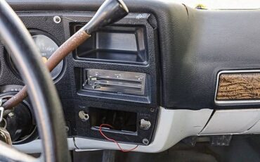 Gmc-3500-1976-black-18