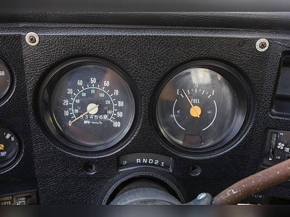 Gmc-3500-1976-black-21