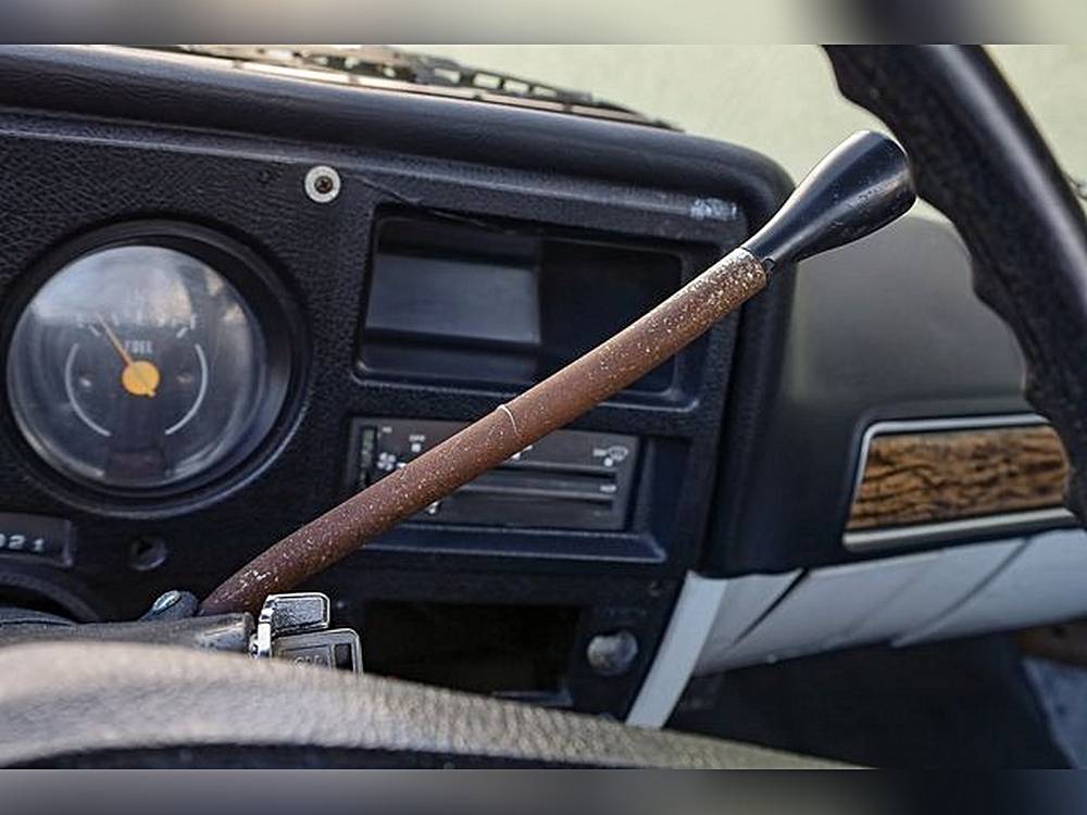 Gmc-3500-1976-black-22