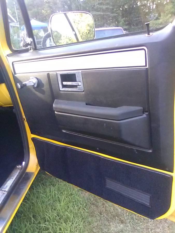 Gmc-3500-1977-yellow-1