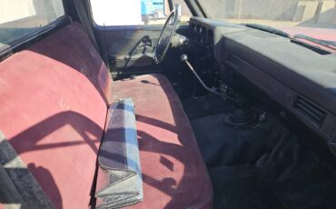 Gmc-3500-1983-red-1