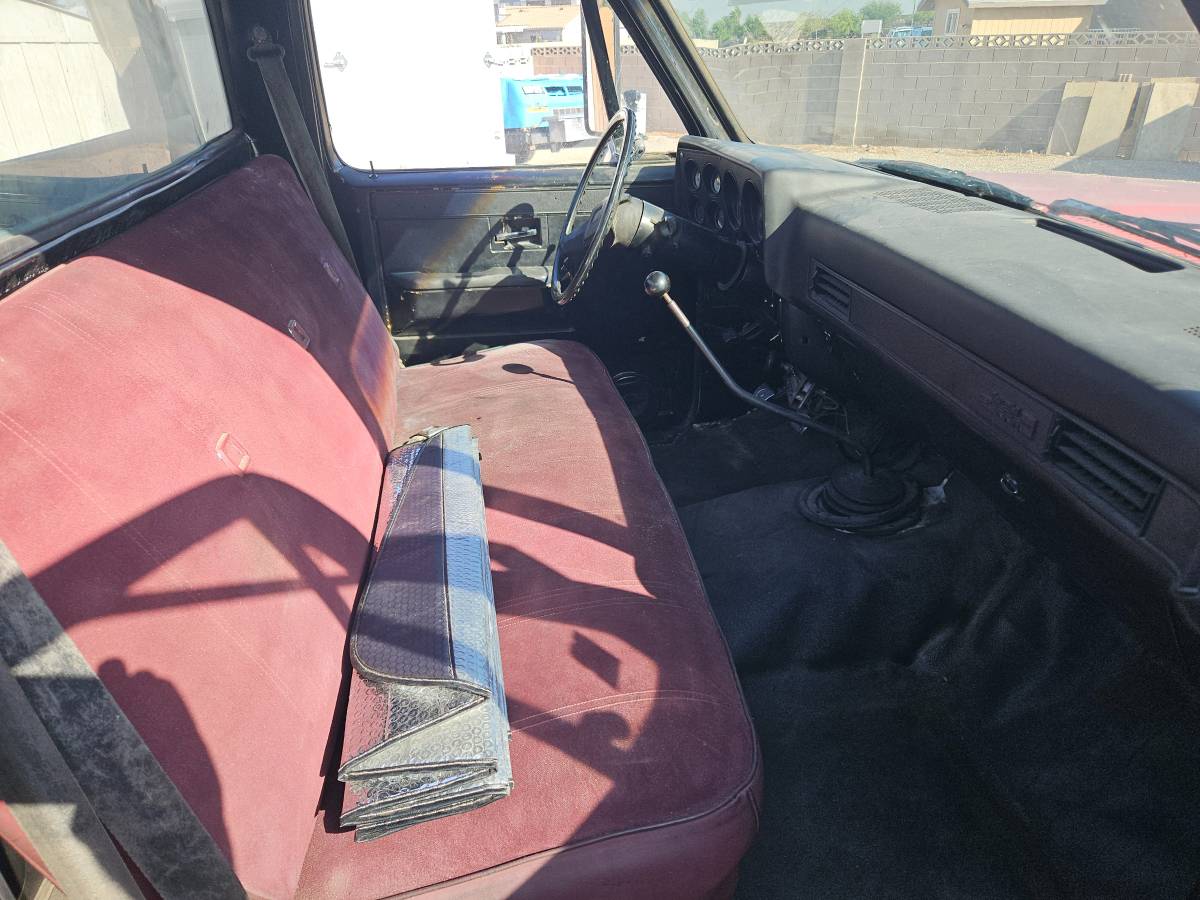 Gmc-3500-1983-red-1