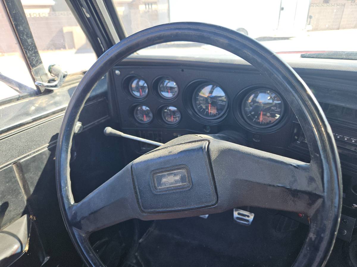 Gmc-3500-1983-red-2