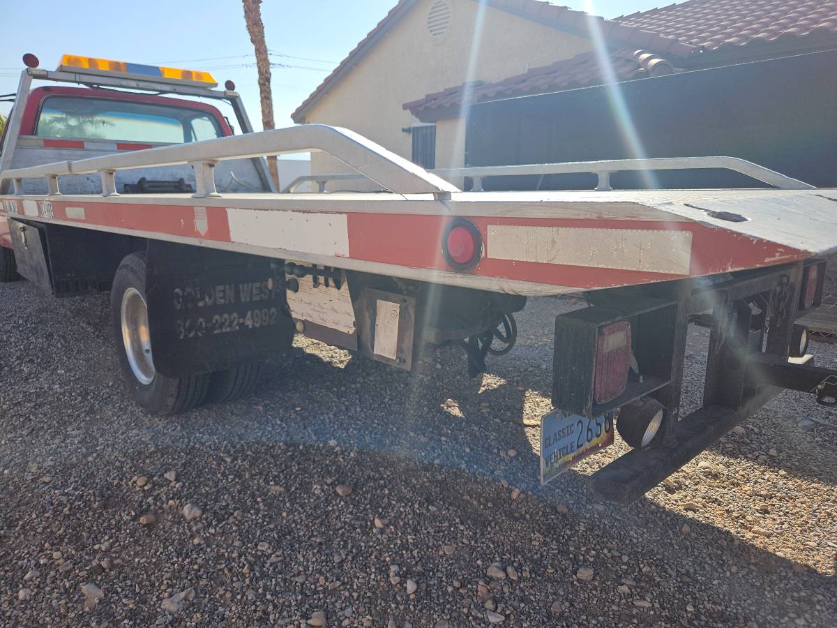 Gmc-3500-1983-red-3