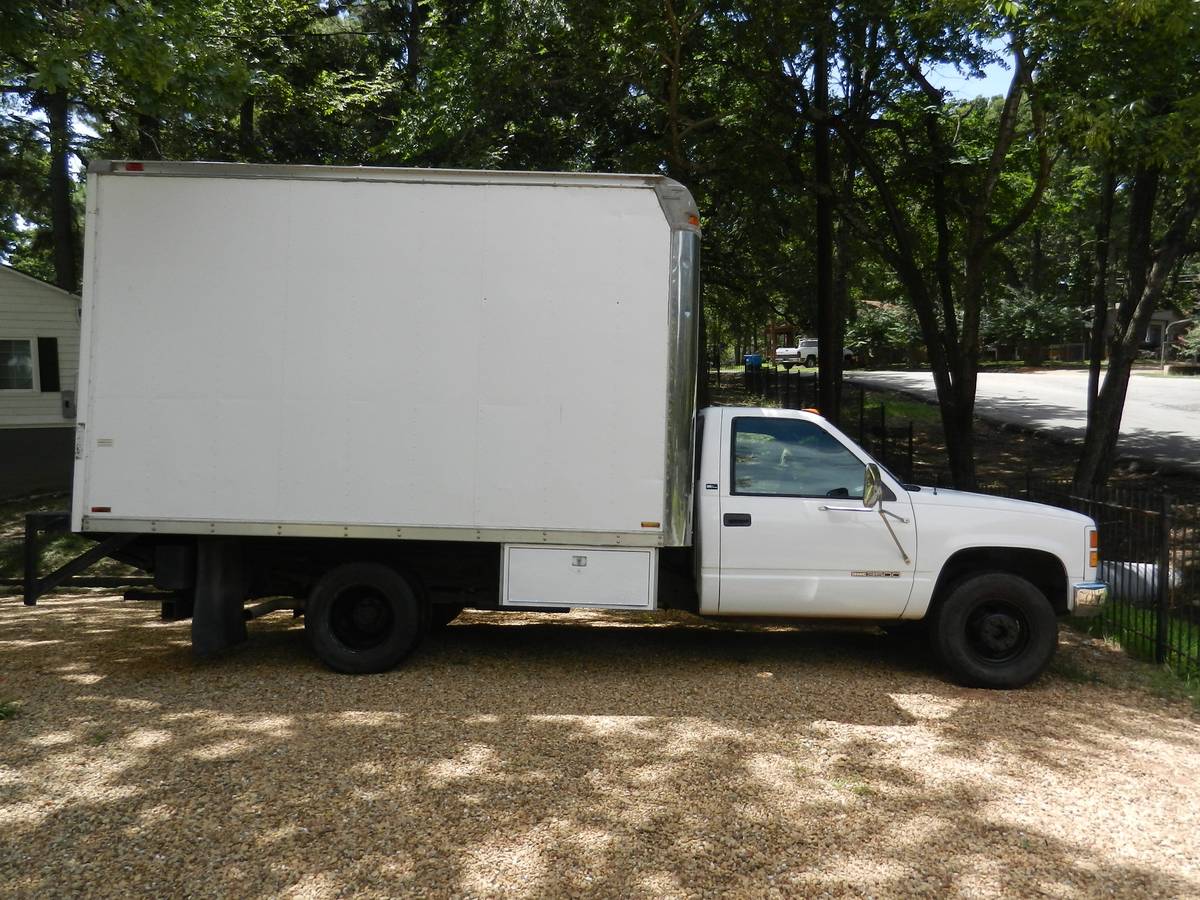 Gmc-3500-1995-white-10