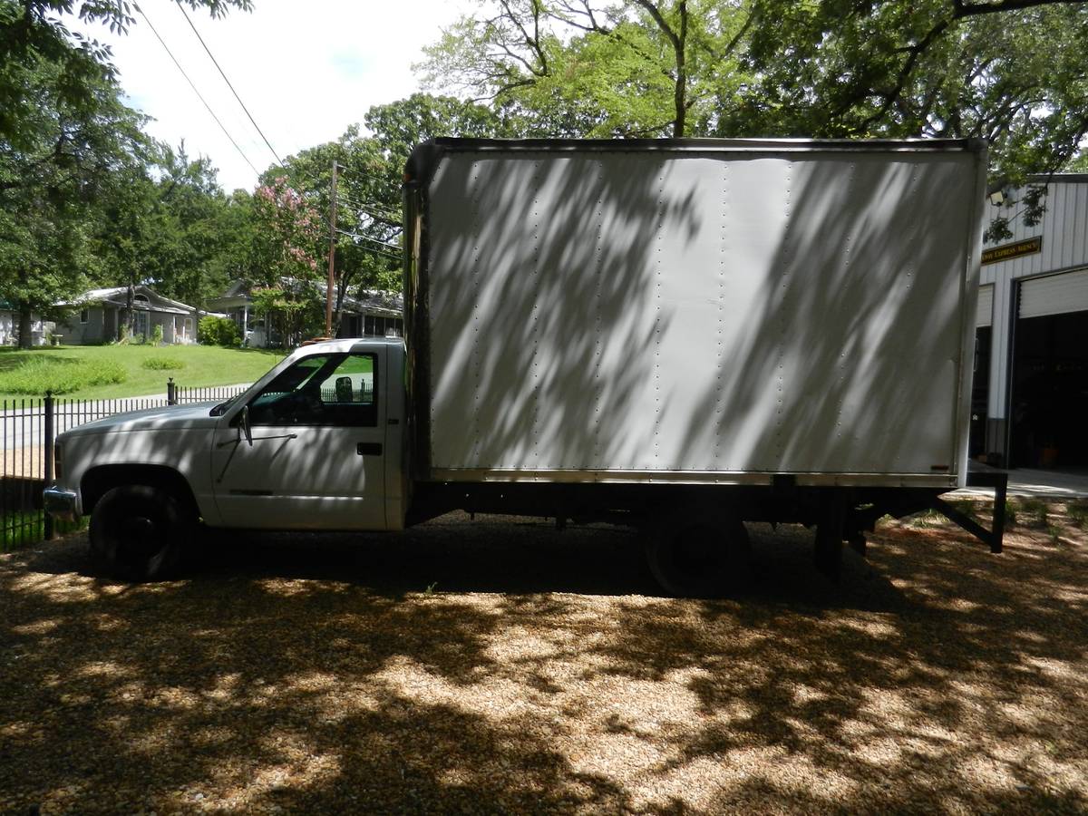 Gmc-3500-1995-white-4