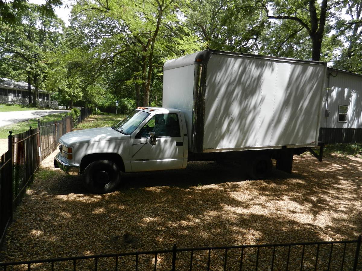 Gmc-3500-1995-white-5