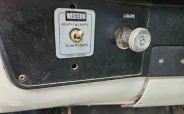 Gmc-3500-dump-truck-1985-17