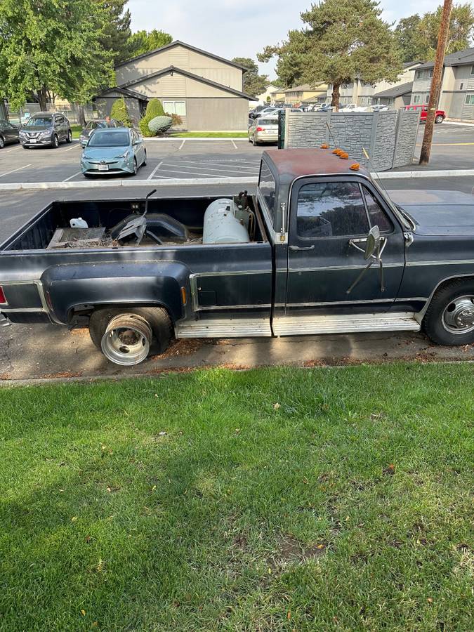 Gmc-3500-sierra-1979-blue-4
