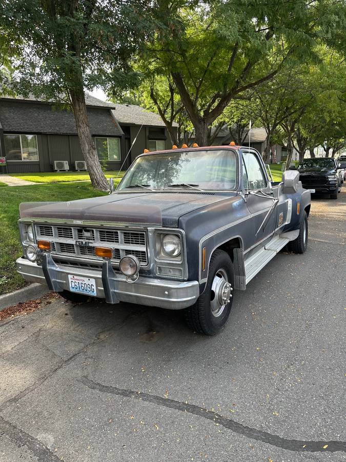 Gmc-3500-sierra-1979-blue