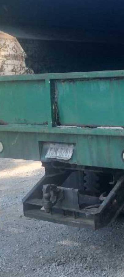Gmc-700-diesel-1989-green-6