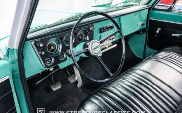 Gmc-C10-1968-Seafoam-Green-Black-1