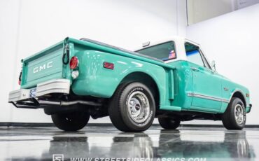 Gmc-C10-1968-Seafoam-Green-Black-28