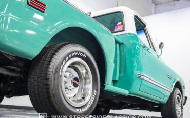 Gmc-C10-1968-Seafoam-Green-Black-29