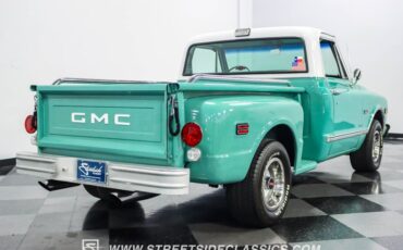 Gmc-C10-1968-Seafoam-Green-Black-3