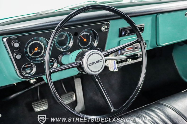Gmc-C10-1968-Seafoam-Green-Black-35