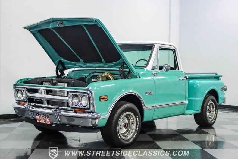 Gmc-C10-1968-Seafoam-Green-Black-5