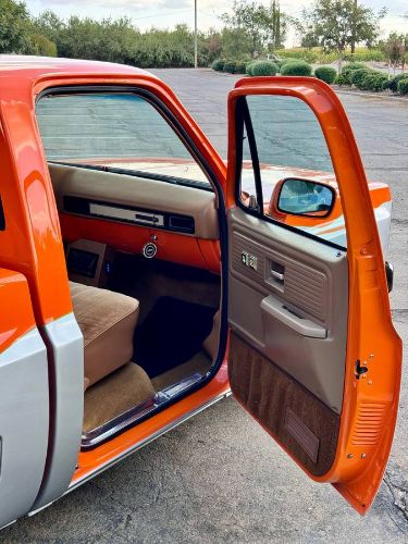 Gmc-C1500-1979-OrangeSilver-Brown-Cloth-6