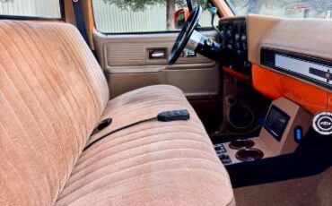 Gmc-C1500-1979-OrangeSilver-Brown-Cloth-7