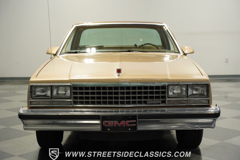 Gmc-Caballero-1987-Dark-Chestnut-Light-Saddle-28