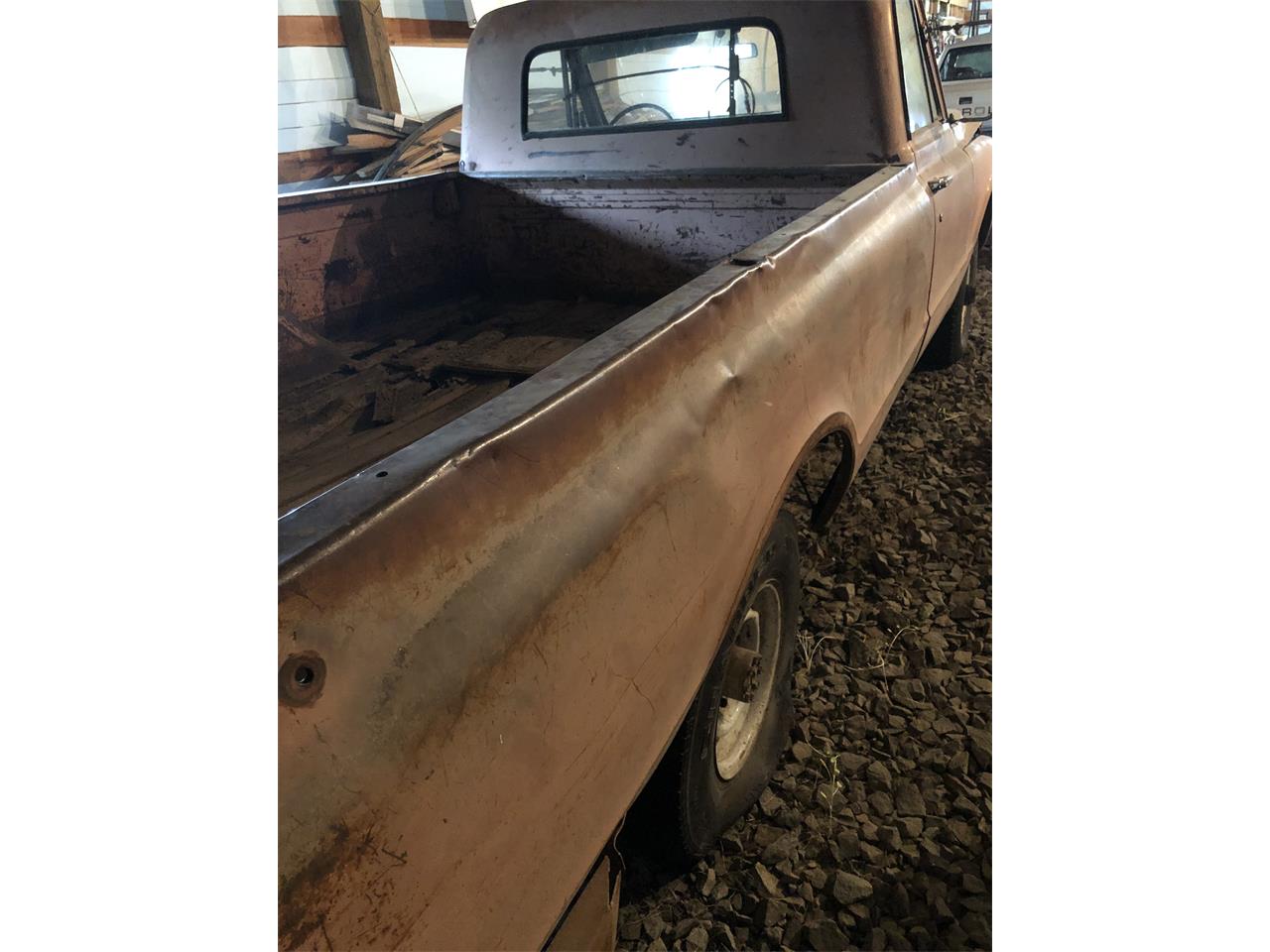Gmc-Ck-2500-1967-Palomino-Tan-SilverBlack-1