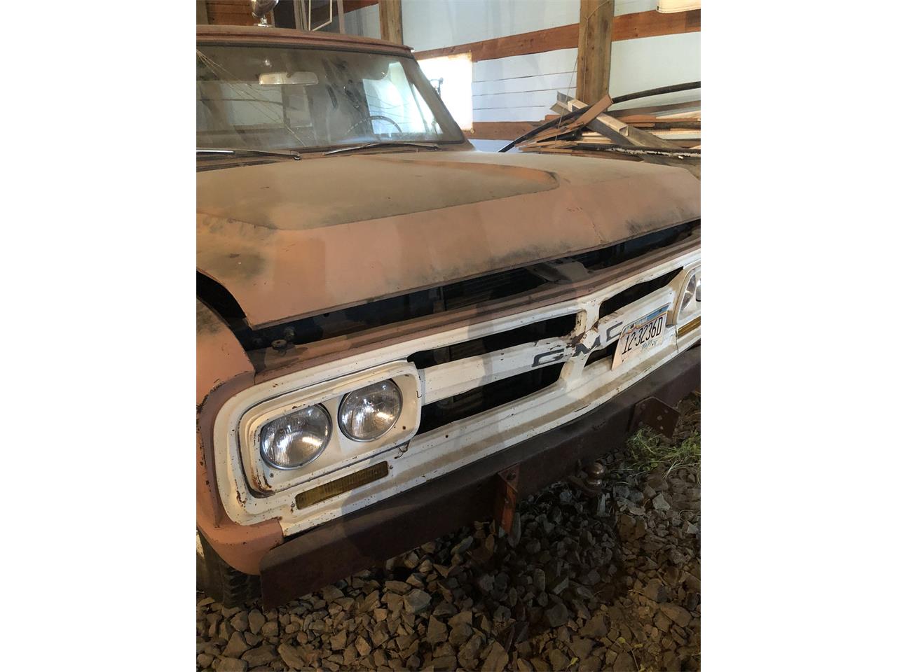 Gmc-Ck-2500-1967-Palomino-Tan-SilverBlack-10