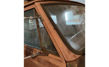 Gmc-Ck-2500-1967-Palomino-Tan-SilverBlack-11