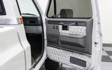 Gmc-K15-1985-White-Black-14