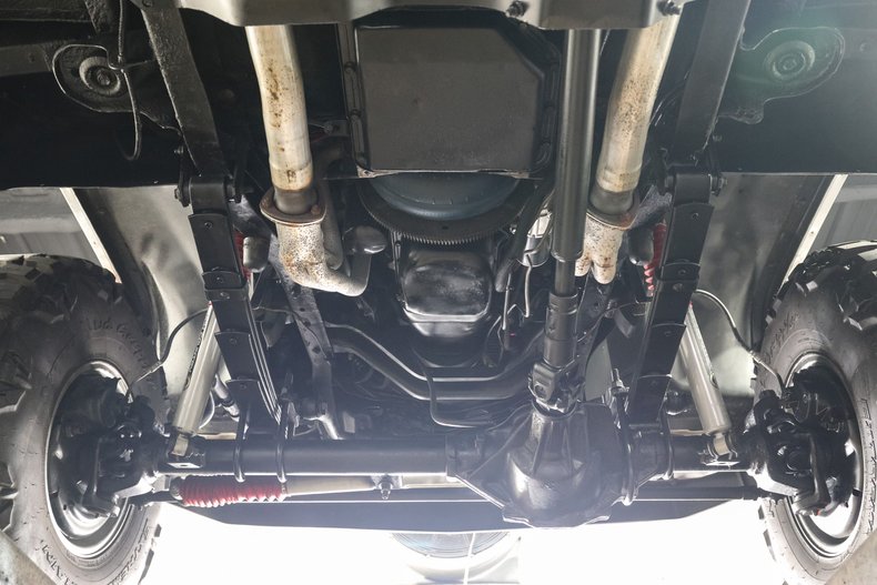 Gmc-K15-1985-White-Black-27