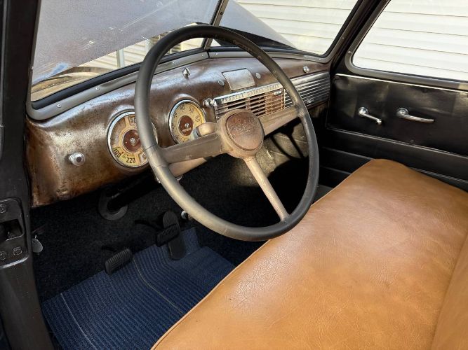Gmc-Pickup-1949-3