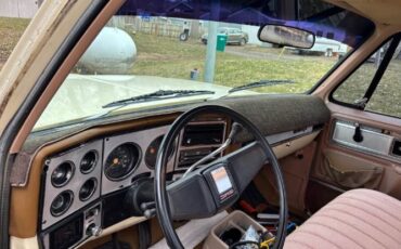 Gmc-Sierra-1978-Yellow-1