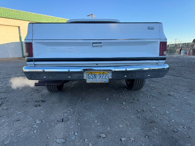 Gmc-Sierra-1981-White-Green-11