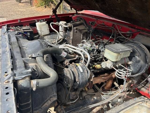 Gmc-Sierra-1985-Red-1