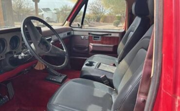 Gmc-Sierra-1985-Red-4