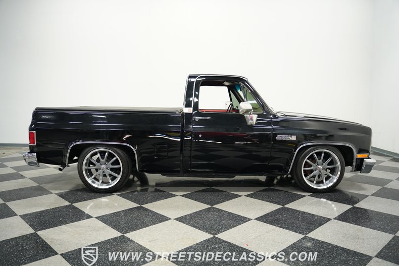Gmc-Sierra-1986-Midnight-Black-Burgundy-26